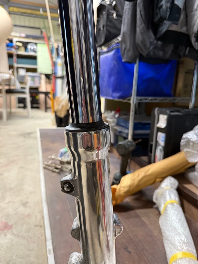 ゼファー1100 フロントフォーク オーバーホール済