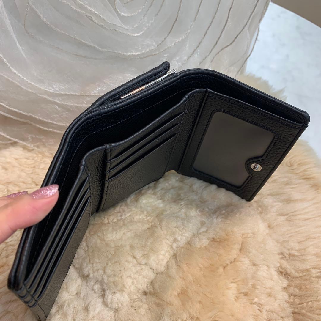 ☆未使用品☆Vivienne Westwood　三つ折り　コンパクト財布　がま口