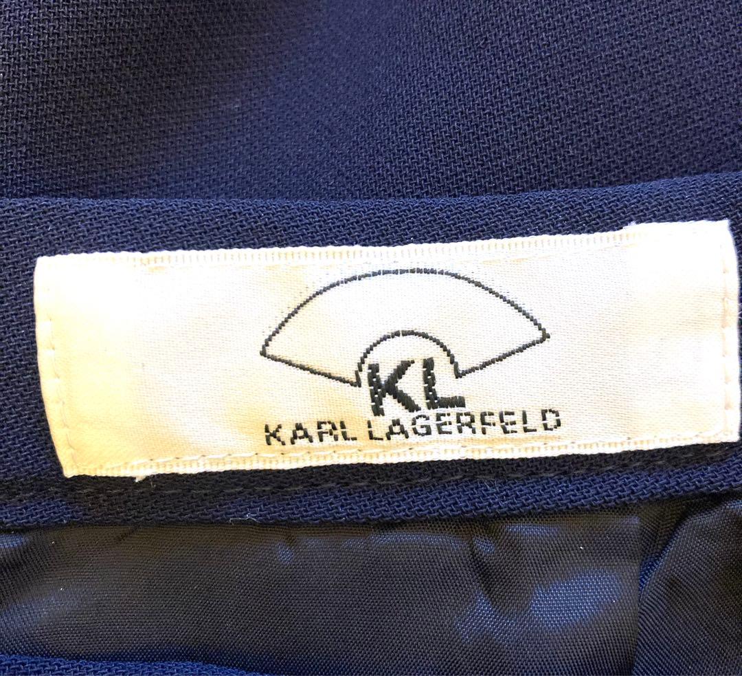 カールラガーフェルド　紺スーツサイズM