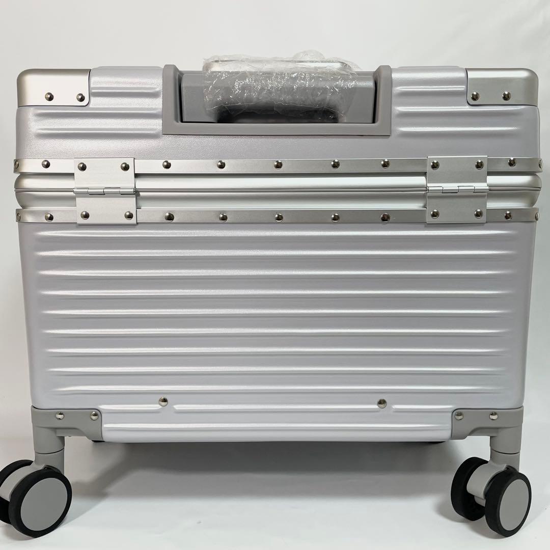 【未使用品】モアエルグ　スーツケース　キャリーバッグS 34L機内持ち込み 軽量