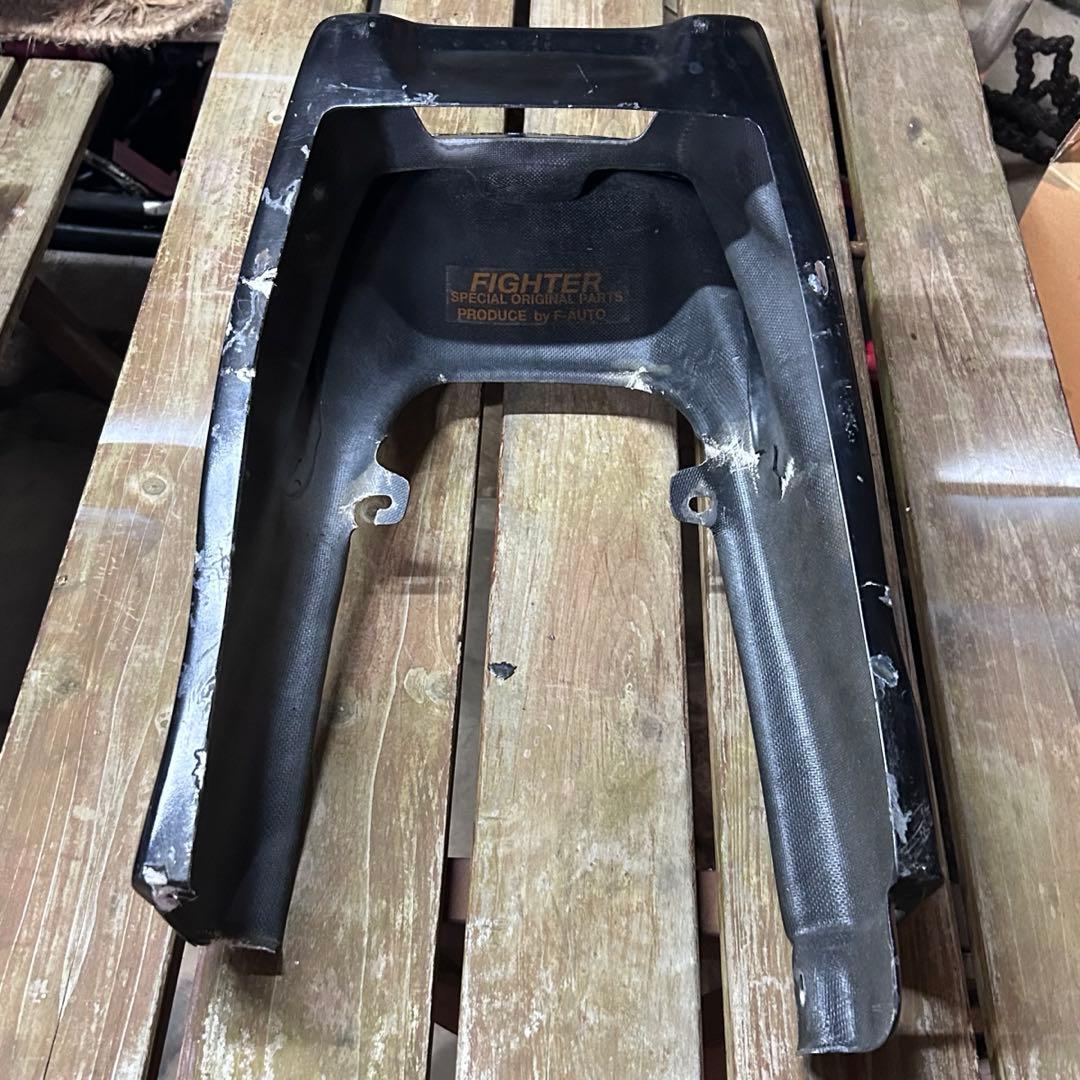 vtz250 ファイターテール 割れ・欠けあり