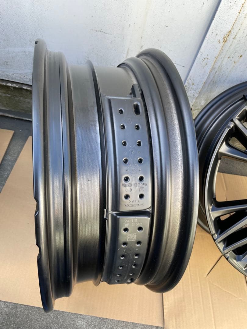 yossy　オデッセイ　18インチ ブラックスポークホイール 4個セット