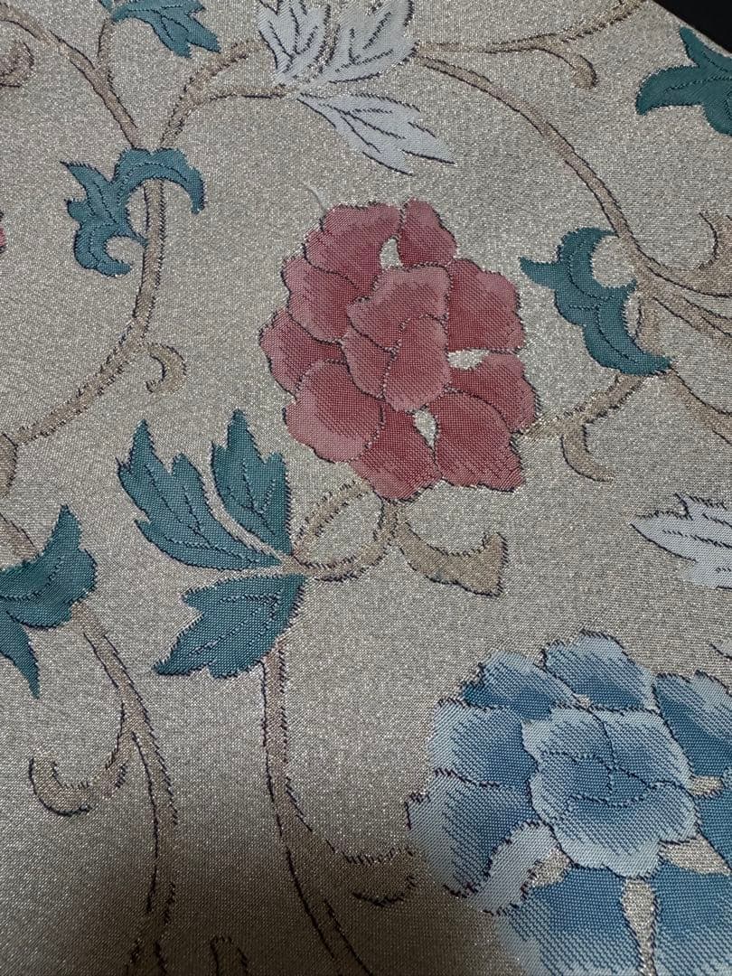 【銘品新品】西陣老舗機元「織昌みやび謹製」 「明綴れ」手織り「牡丹唐草文様」