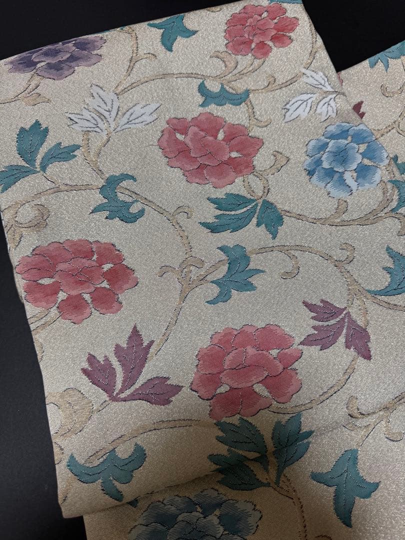 【銘品新品】西陣老舗機元「織昌みやび謹製」 「明綴れ」手織り「牡丹唐草文様」