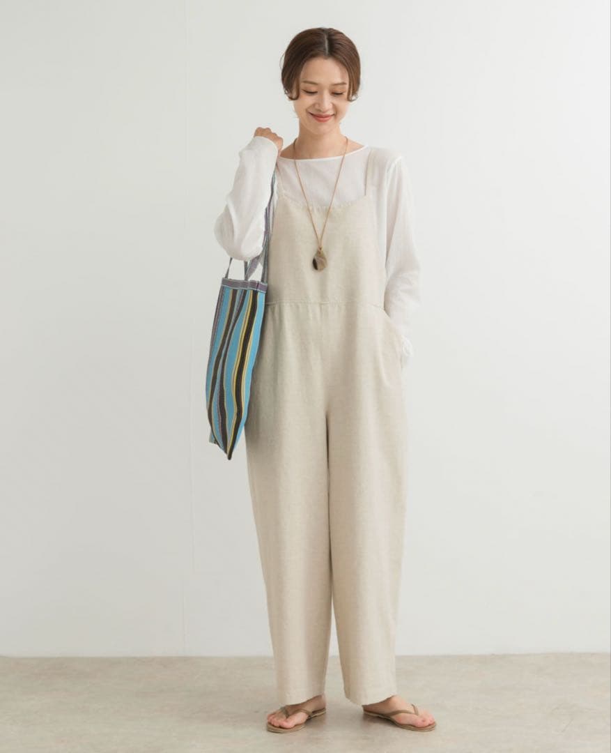 アーバンリサーチドアーズ コットンリネンBACKギャザーサロペット