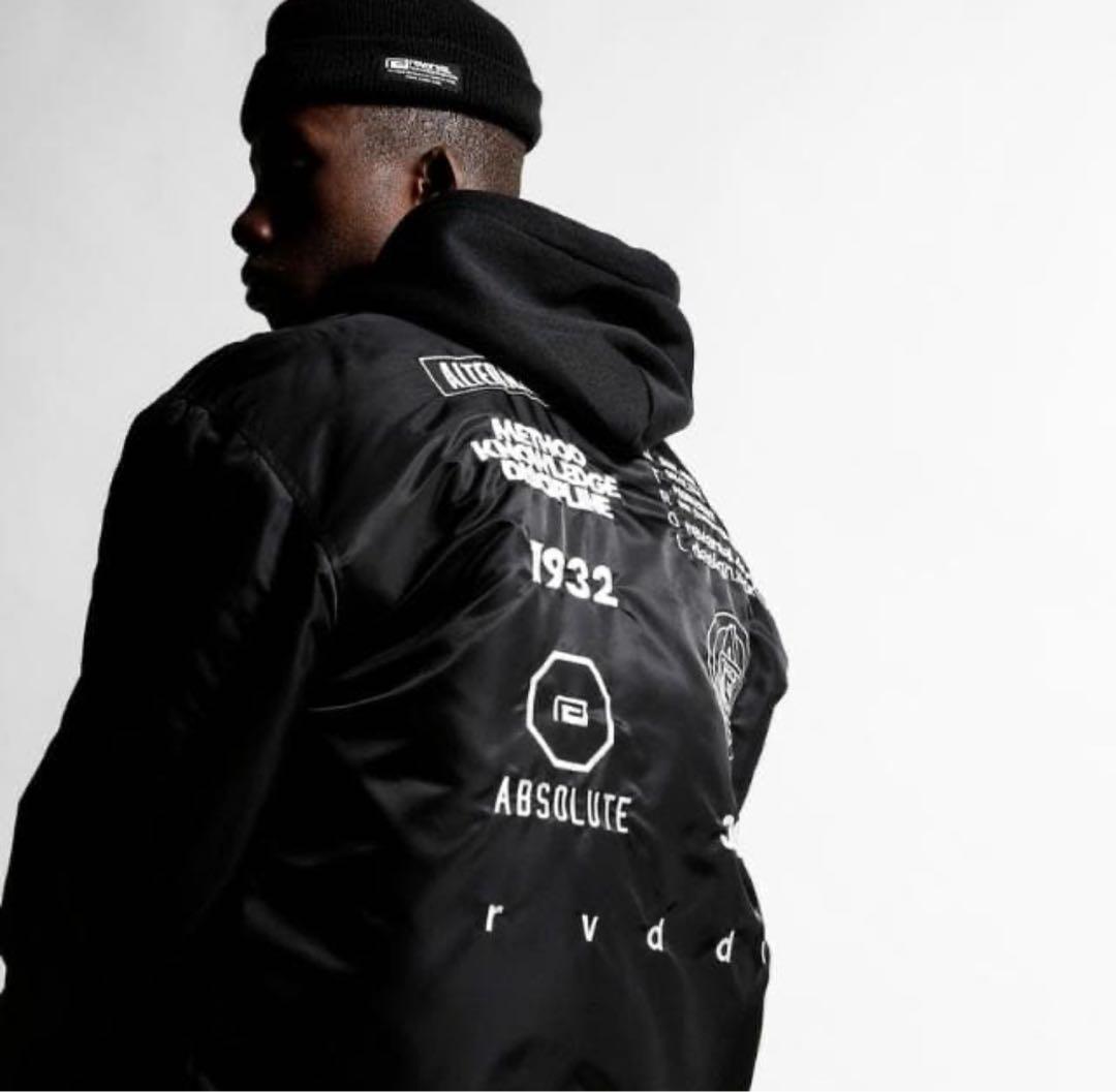 新品タグ付　リバーサル　スタジャン rvdw