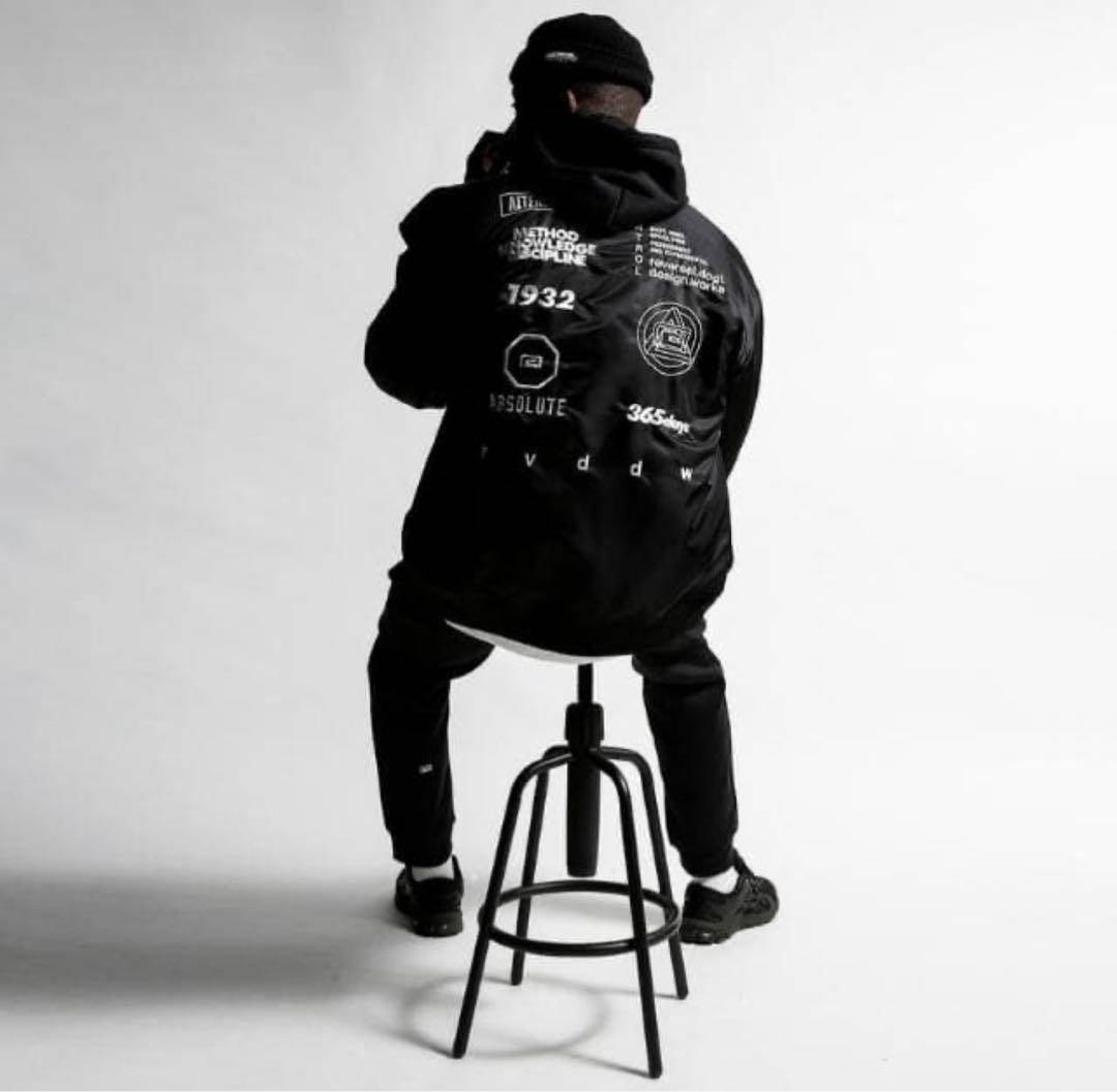 新品タグ付　リバーサル　スタジャン rvdw