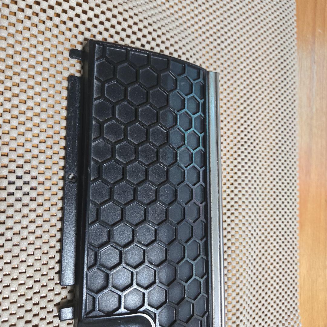 年末　値下げ‼️‼️ ハコスカ　2000GT　リアガーニッシュ