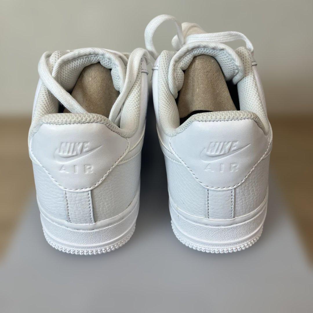 新品未使用WMNS AIR FORCE 1 '07 SE 24cm ホワイト