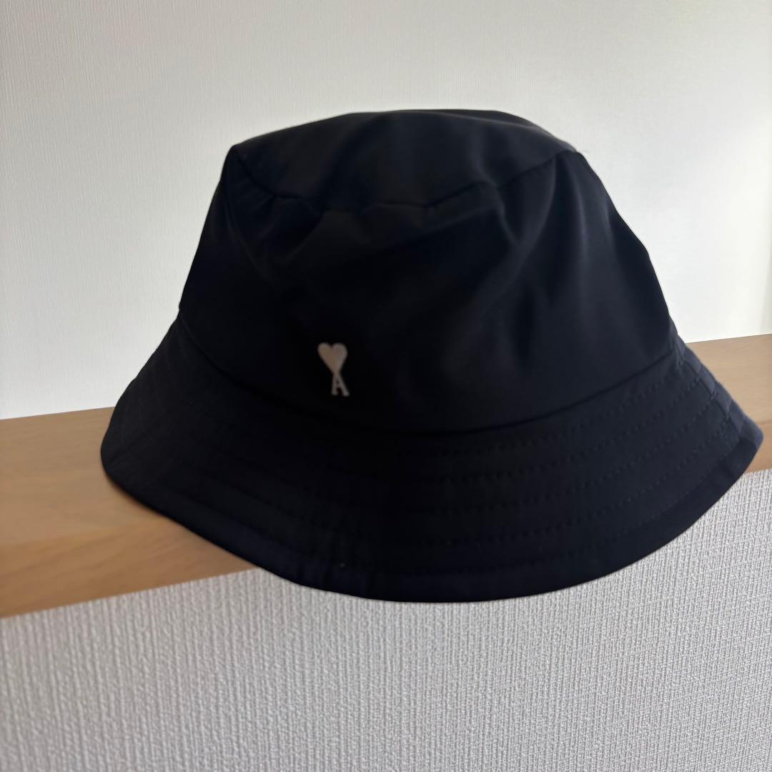 新品アミパリス　バケットハット 黒
