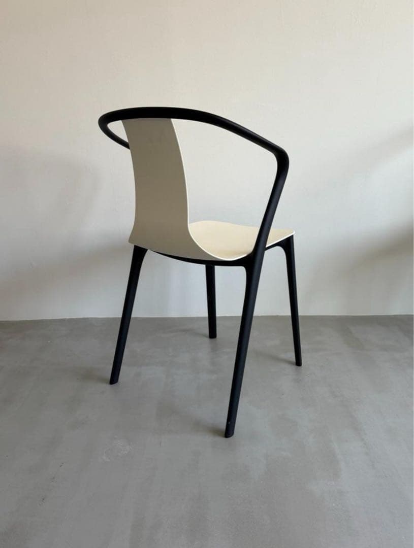 ダイニングチェア Belleville Armchair / Vitra