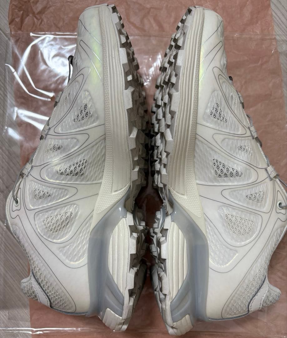 SALOMON XT-WHISPER VOID 24.0 ホワイト スニーカー