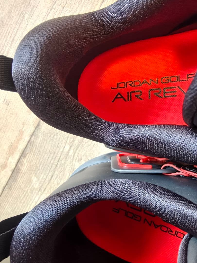 試着のみ　NIKE ジョーダン REV G □ ブラック×レッド