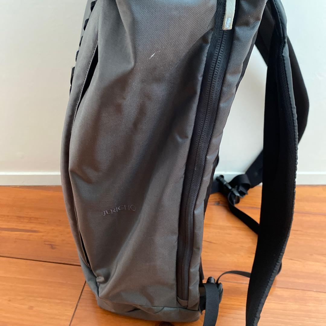 ZackeyARC’TERYX アークテリクス　バックバッグ　グレー