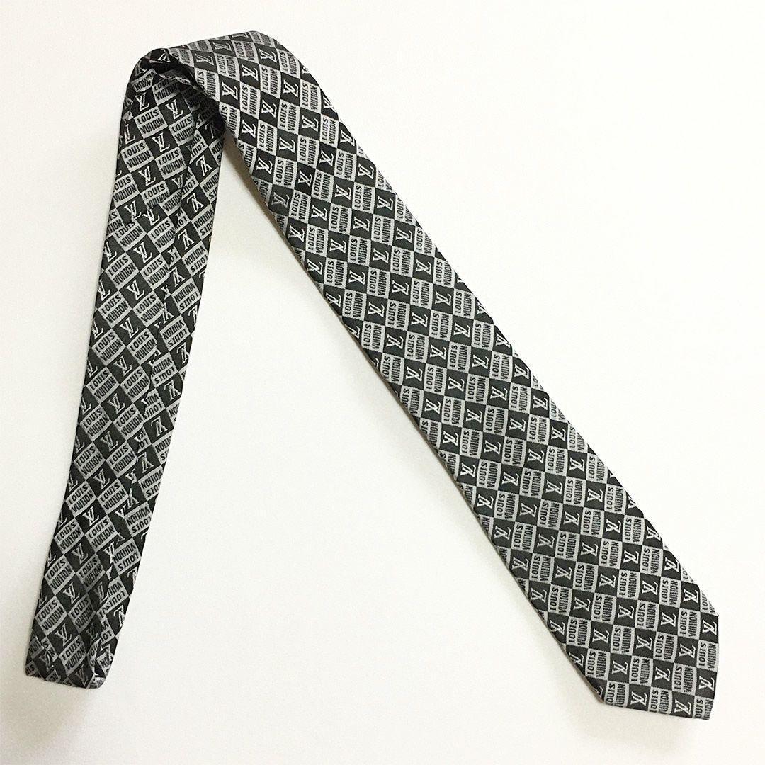 未使用級 ルイヴィトン Louis Vuitton ネクタイ シル LV柄
