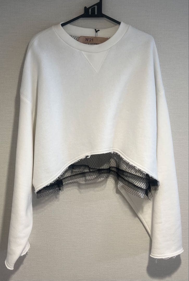 【最終大値下げ！】N°21 クロップドスウェット ホワイトM