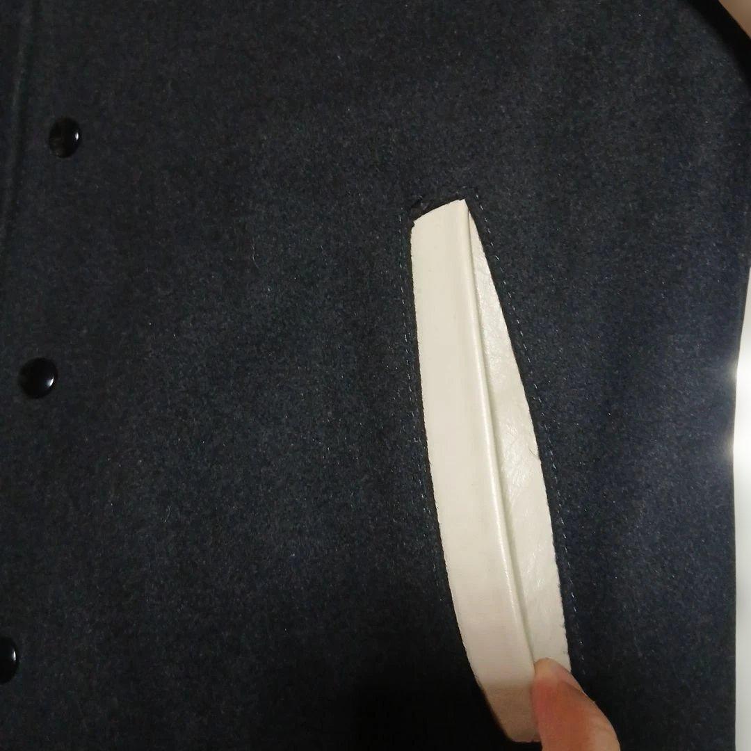 ブランドコラボウール混本革牛袖スタジャン黒ベージュボーンスカルサガラ刺繍新品同様