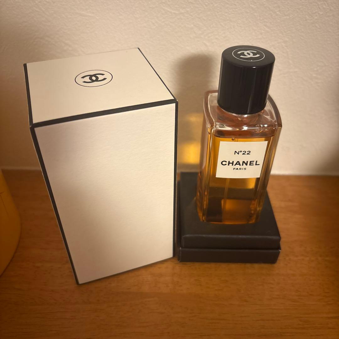 CHANEL N°22 香水 専用ボックス付き