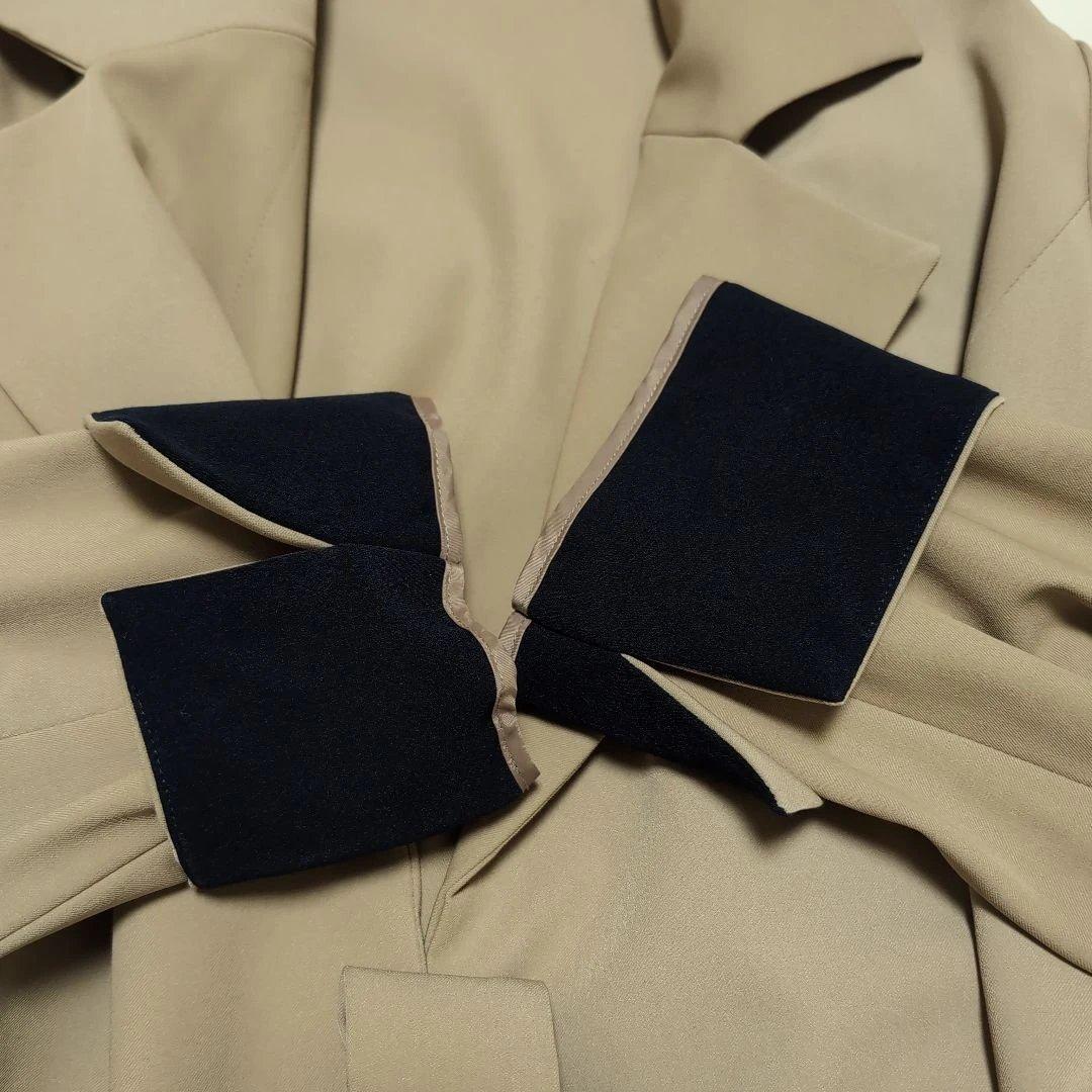 完売品✨【ジェンヌ】オードリーフレアトレンチコートM バイカラー　21AW