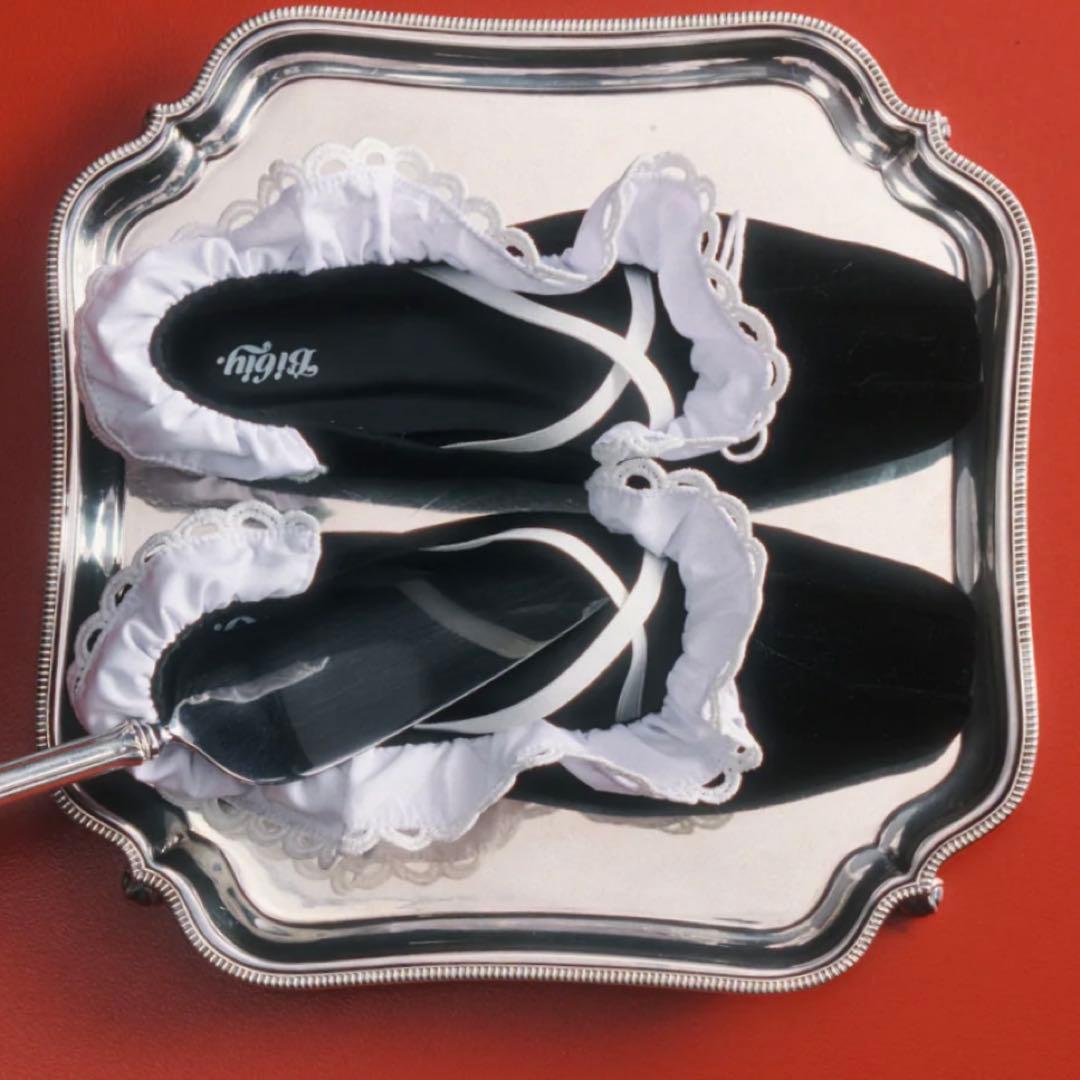 靴 bibiy B. LACE BALLERINAS