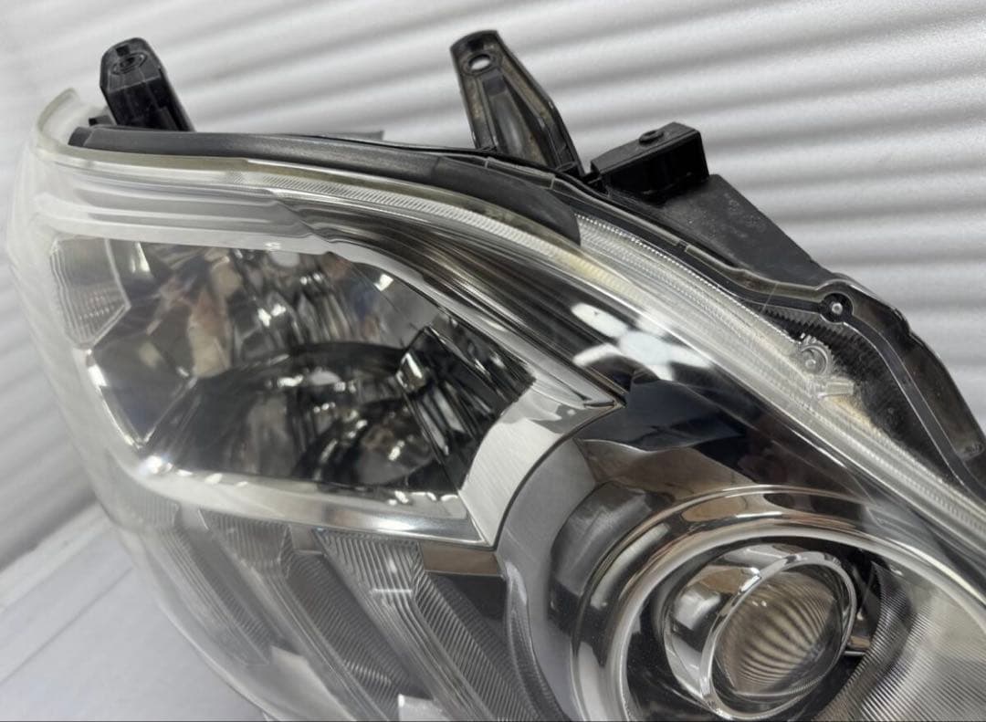 ☆☆☆10月までの最終値下げ☆☆☆ 20アルファード用 ヘッドライト AFS付