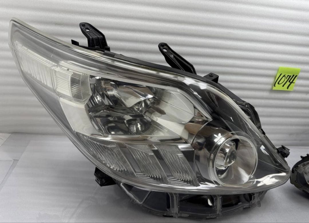 ☆☆☆10月までの最終値下げ☆☆☆ 20アルファード用 ヘッドライト AFS付