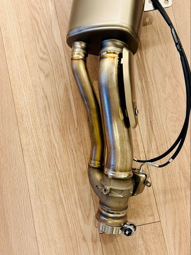 新品 CBR1000RR-R 2024モデル純正アクラポビッチ サイレンサー