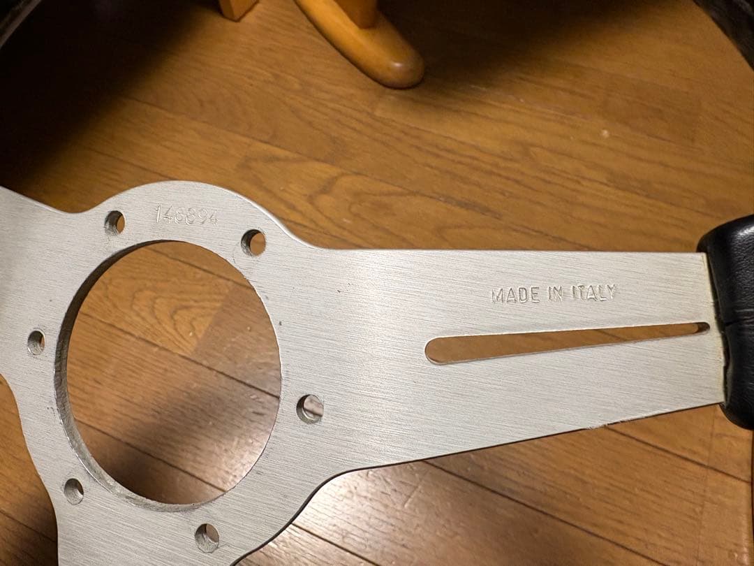 ナルディ　クラシック33π NARDI レザー　3本スポーク当時物　ステアリング