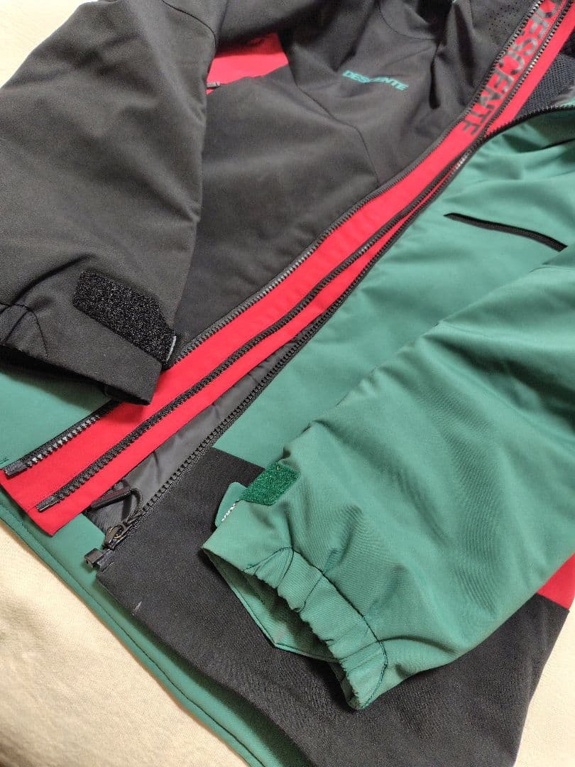 DESCENTE スキーウェアセット 緑/赤