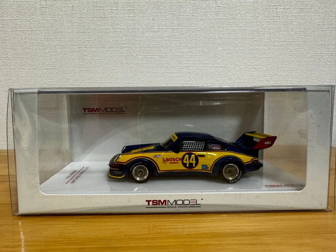 ミニカー TSM MODEL Porsche934/5 #44