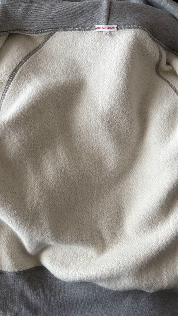 美品⭐︎DRESSTERIOR定番のジップアップパーカー