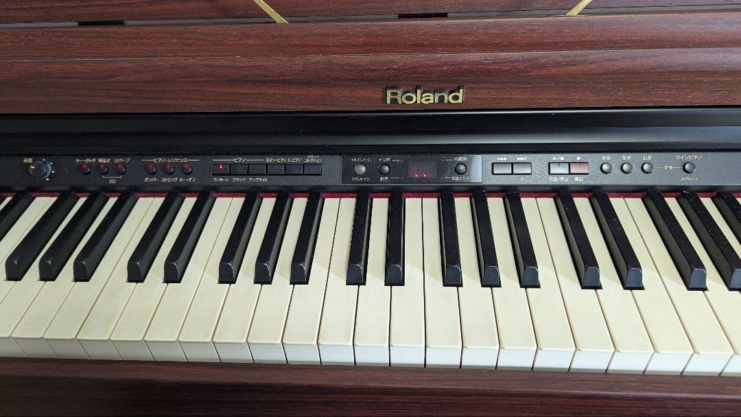 Roland HP205-GP デジタルピアノ　大阪府枚方市から出品です
