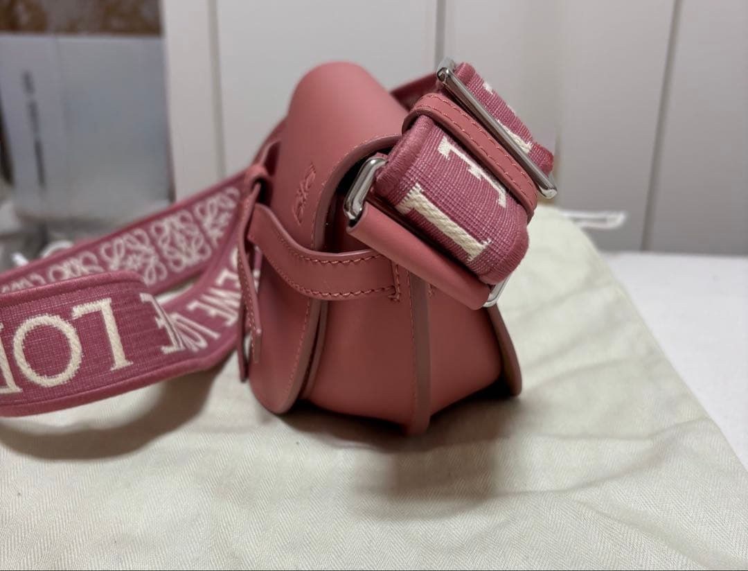 新品　ロエベ　ゲート　LOEWE ピンク ショルダーバッグ