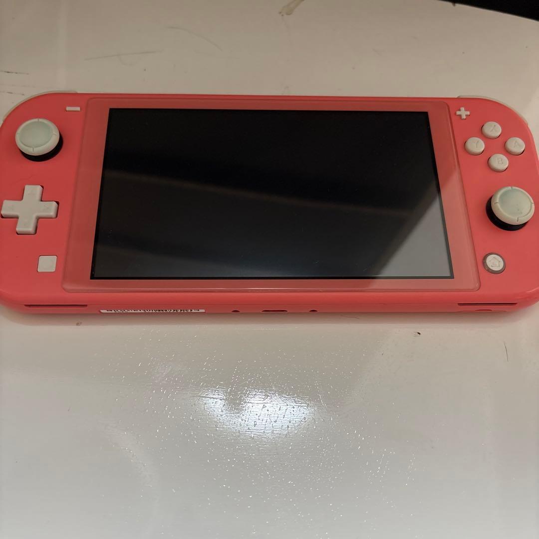 Switchライト　本体のみ　ピンク