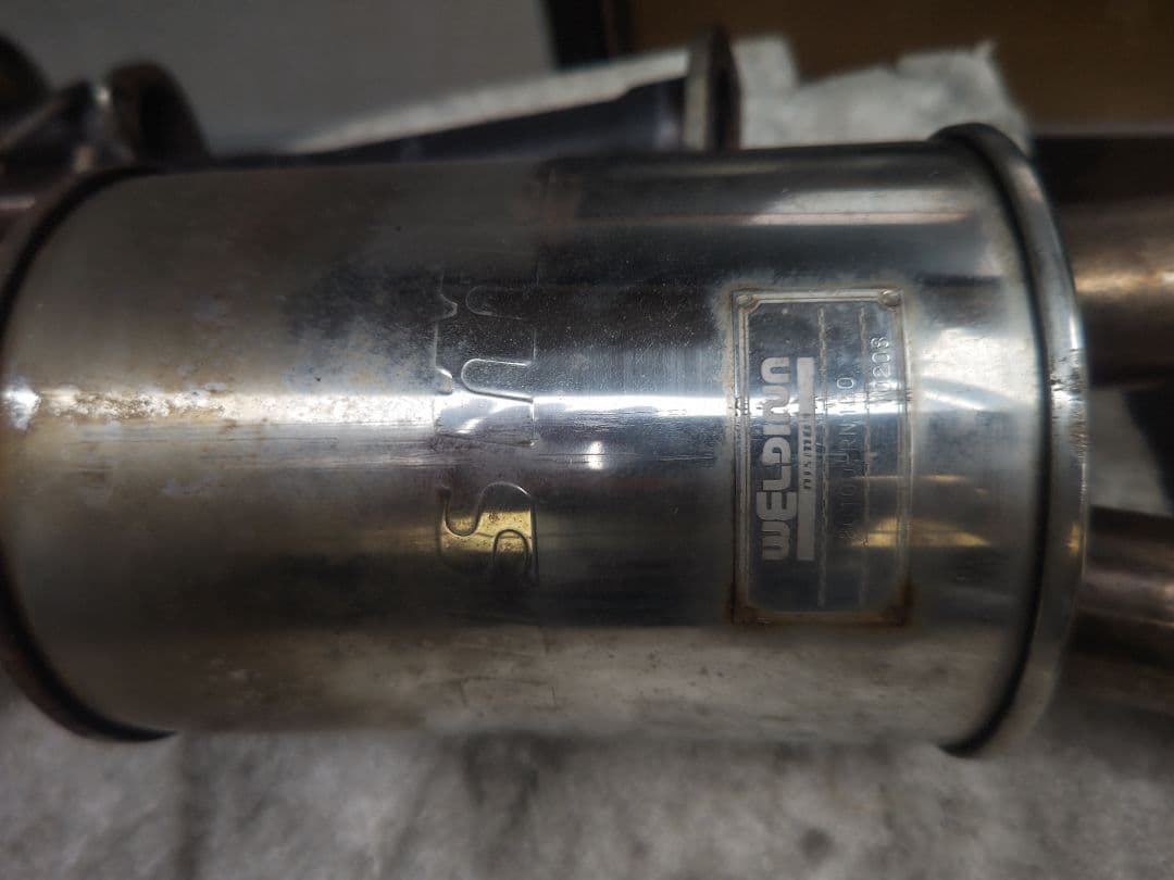 エルグランドE51　WELDUN　NISMO ステンレス デュアルエンドマフラー