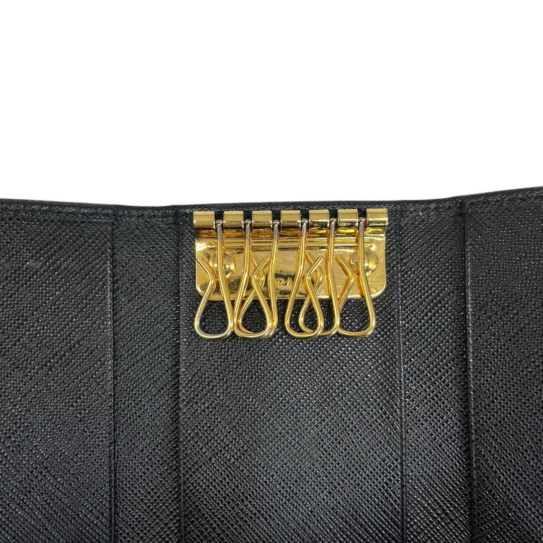 未使用級✨プラダ キーケース 6連サフィアーノレザー 三角ロゴ ブラック