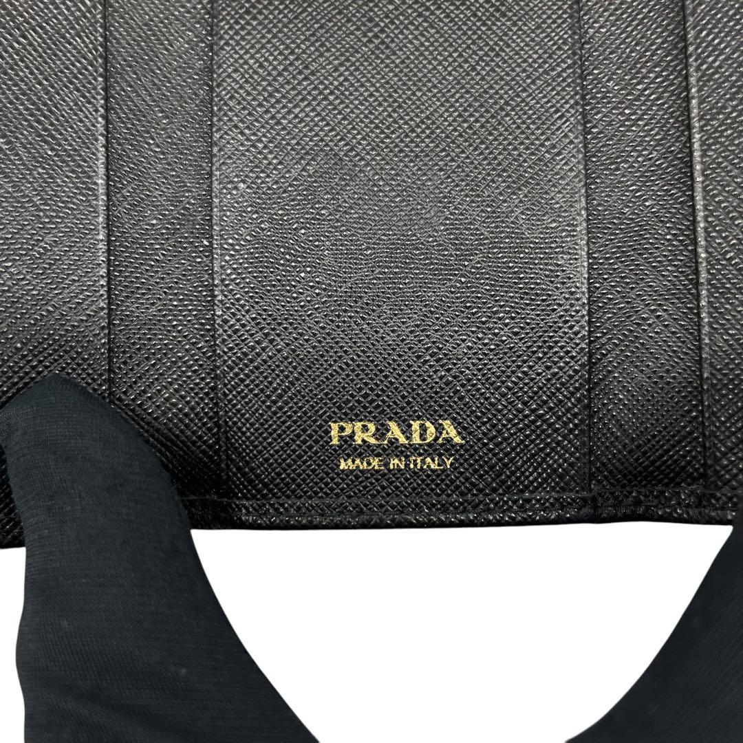 未使用級✨プラダ キーケース 6連サフィアーノレザー 三角ロゴ ブラック