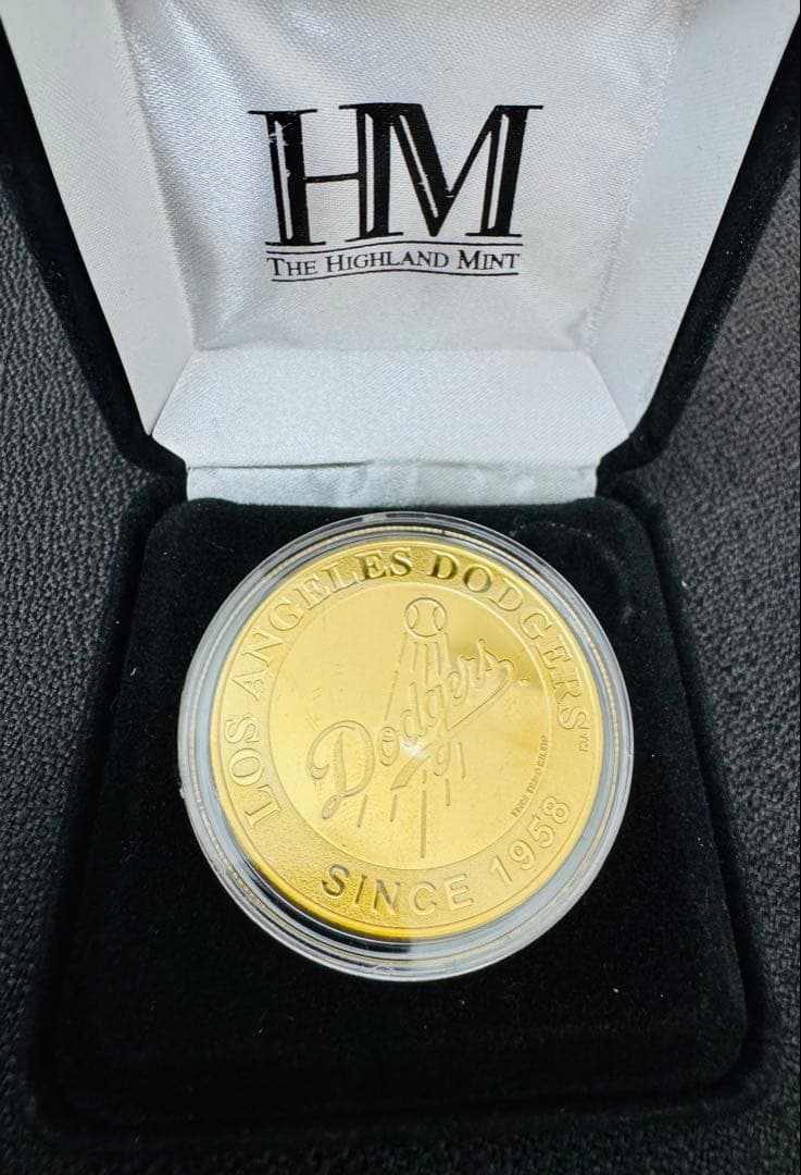 MLB ドジャース　山本由伸　2024 公式戦初勝利記念ゴールド