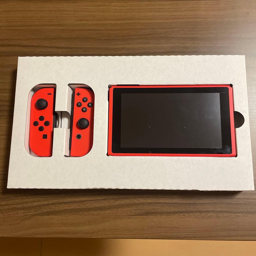 美品 Nintendo Switch マリオレッド×ブルー