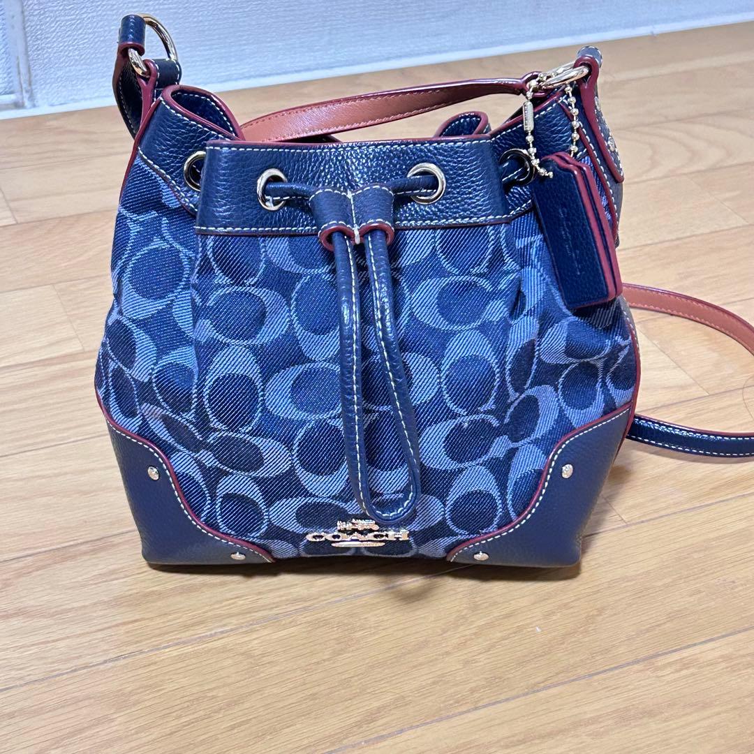 COACH シグネチャー柄 デニム 巾着 ショルダーバッグ