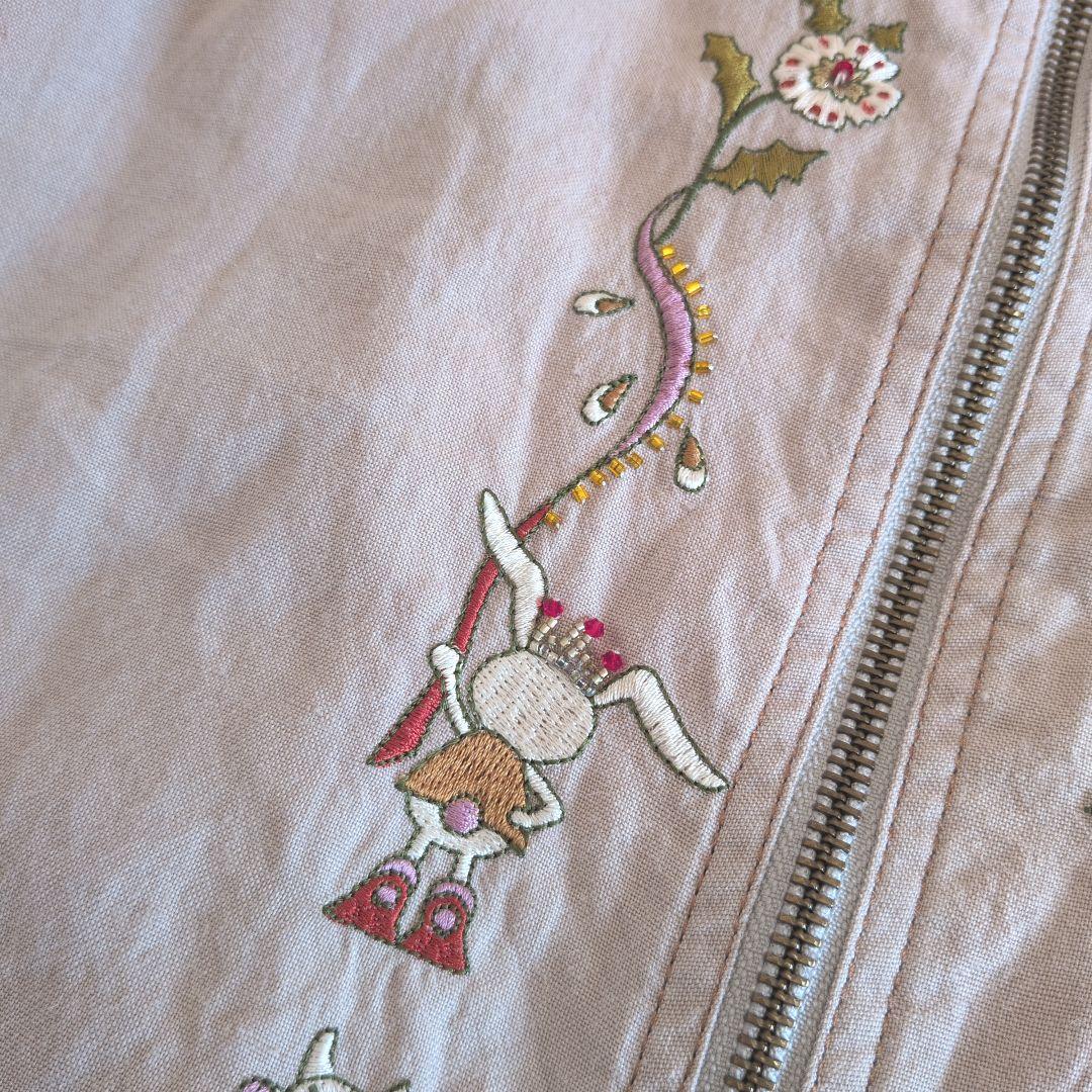 日本製★OLLEBOREBLA　ノーカラージャケット　リネン　ぶたさん　刺繍