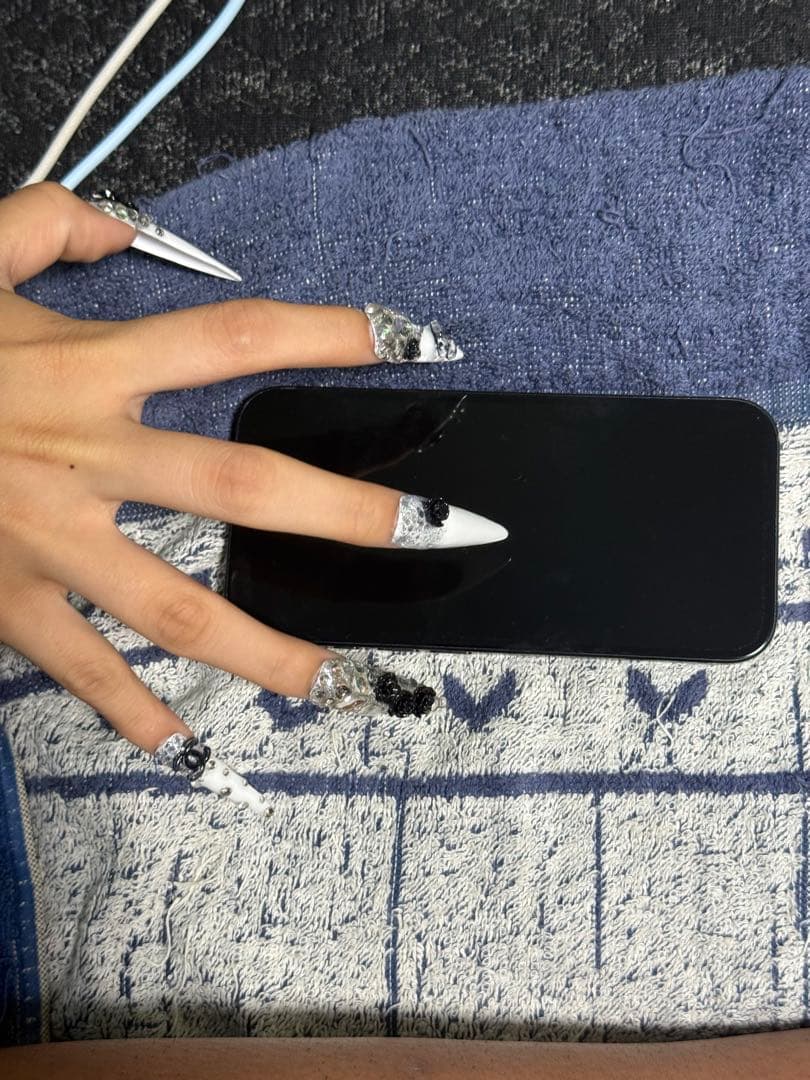 iPhone16 最終値下げ？