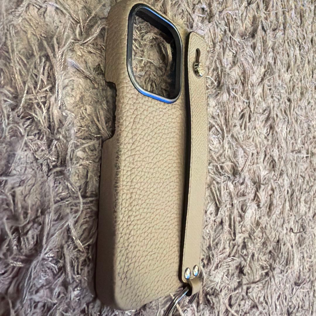 美品　ボナベンチュラ iPhone 15 Pro ケース ストラップ
