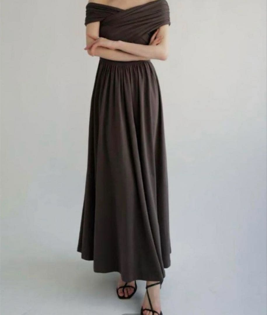 ワンピース maison celon cross shoulder gather dress