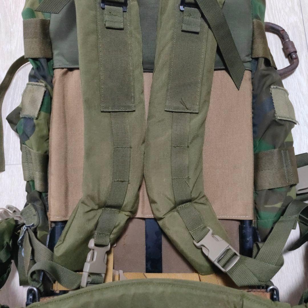 迷彩バックパック