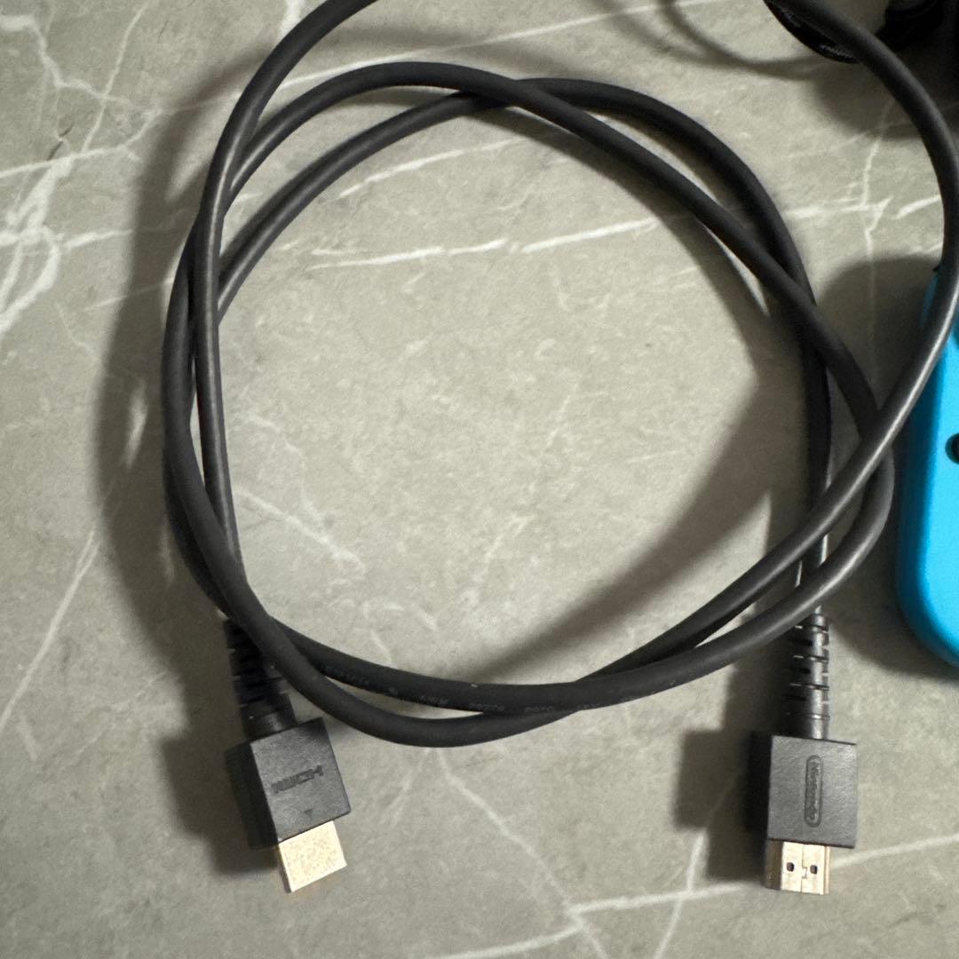 【美品】任天堂 Switch本体 ニンテンドー