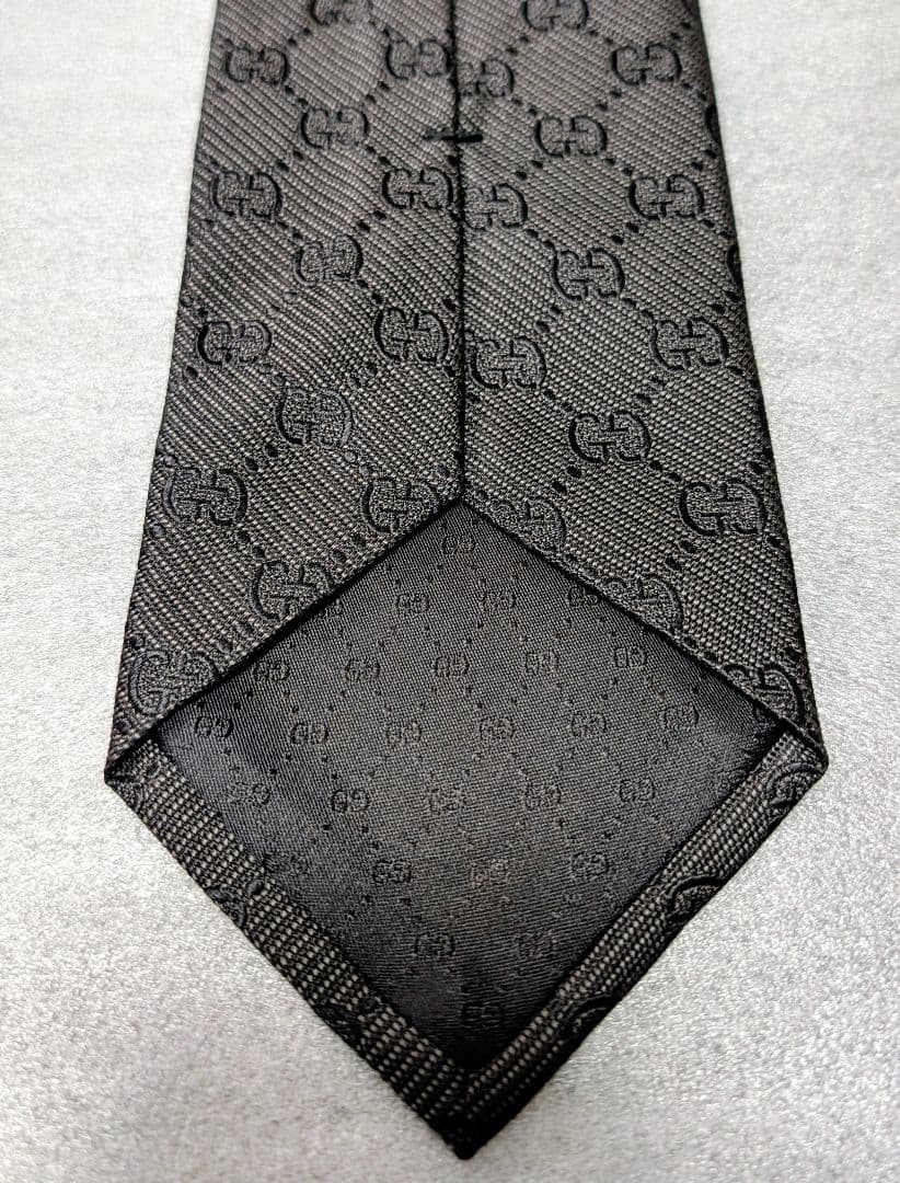 GUCCI ブラック シルク ネクタイ