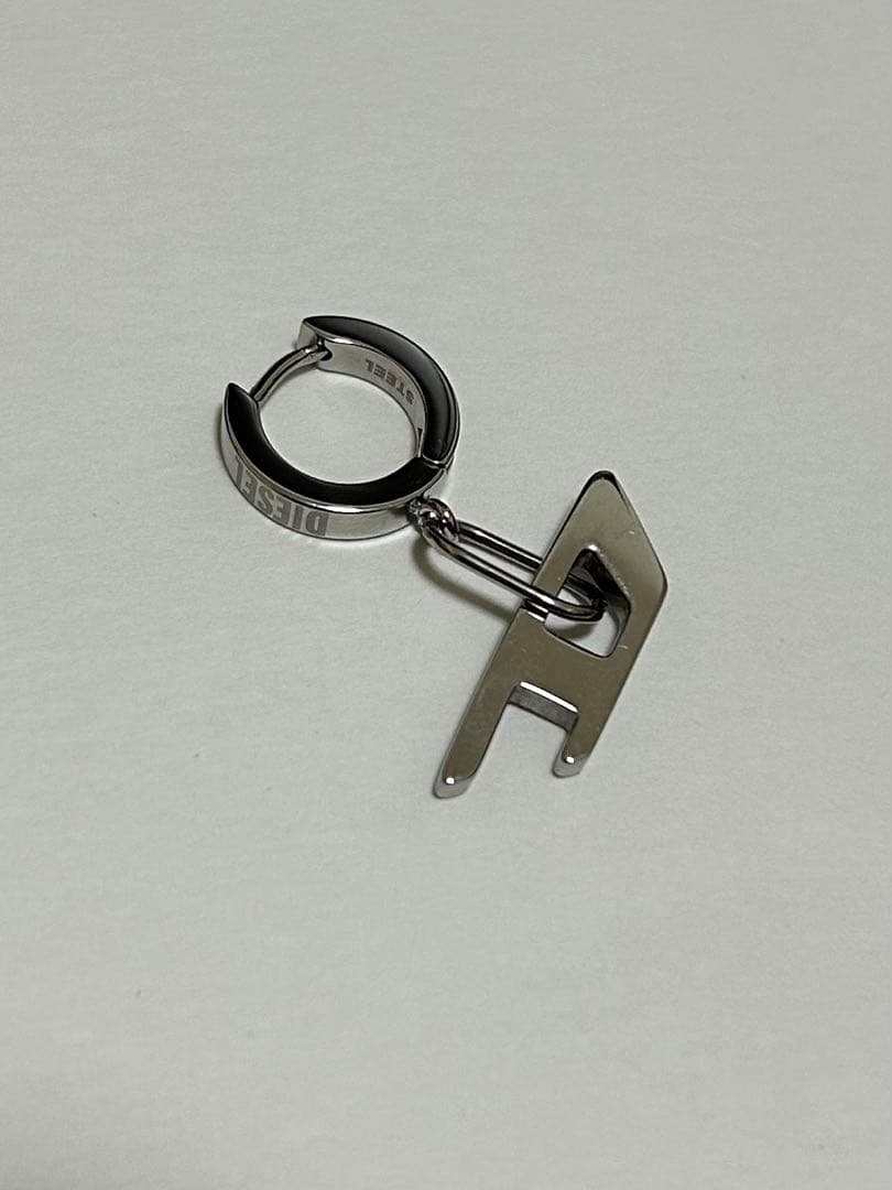 DIESEL ピアス シルバー フープ 新品未使用 箱・紙袋付き