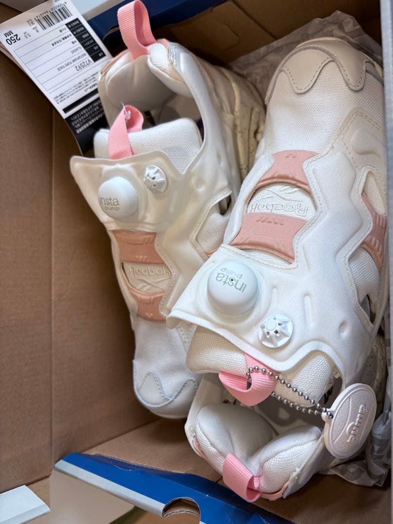 Reebok ポンプフューリー ２５cm