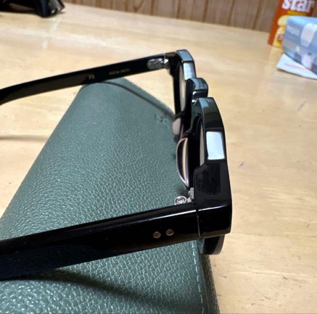 ピ*吉様 Few サングラスケース付き　F5